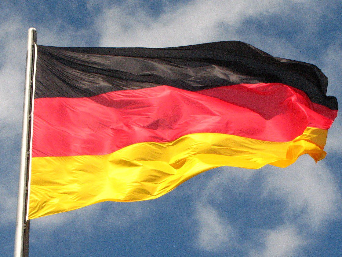 Федеративная Республика Германия флаг