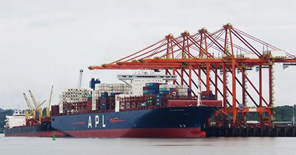 APL Esplanade in Puerto Aguadulce