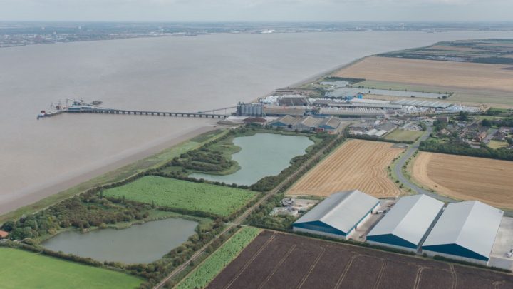 Peel Ports Group expands into East Coast with HES Humber Bulk Terminal acquisition.